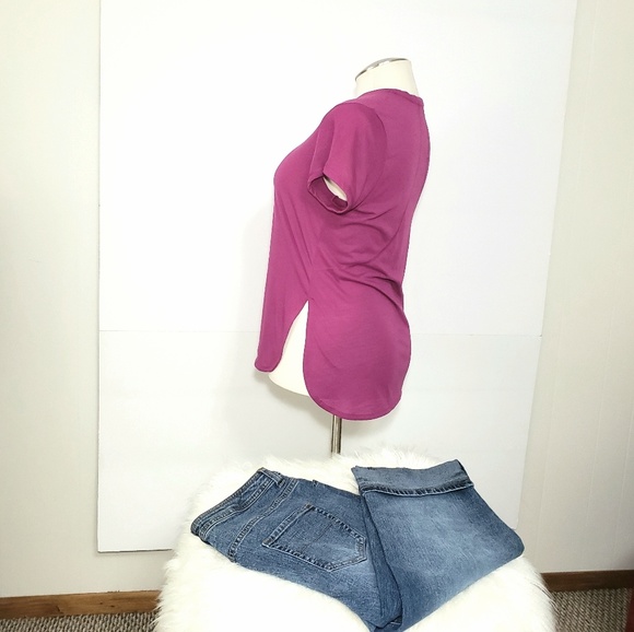 Athletic Works Cranberry T-Shirt with Side Slits - Picture 5 of 7